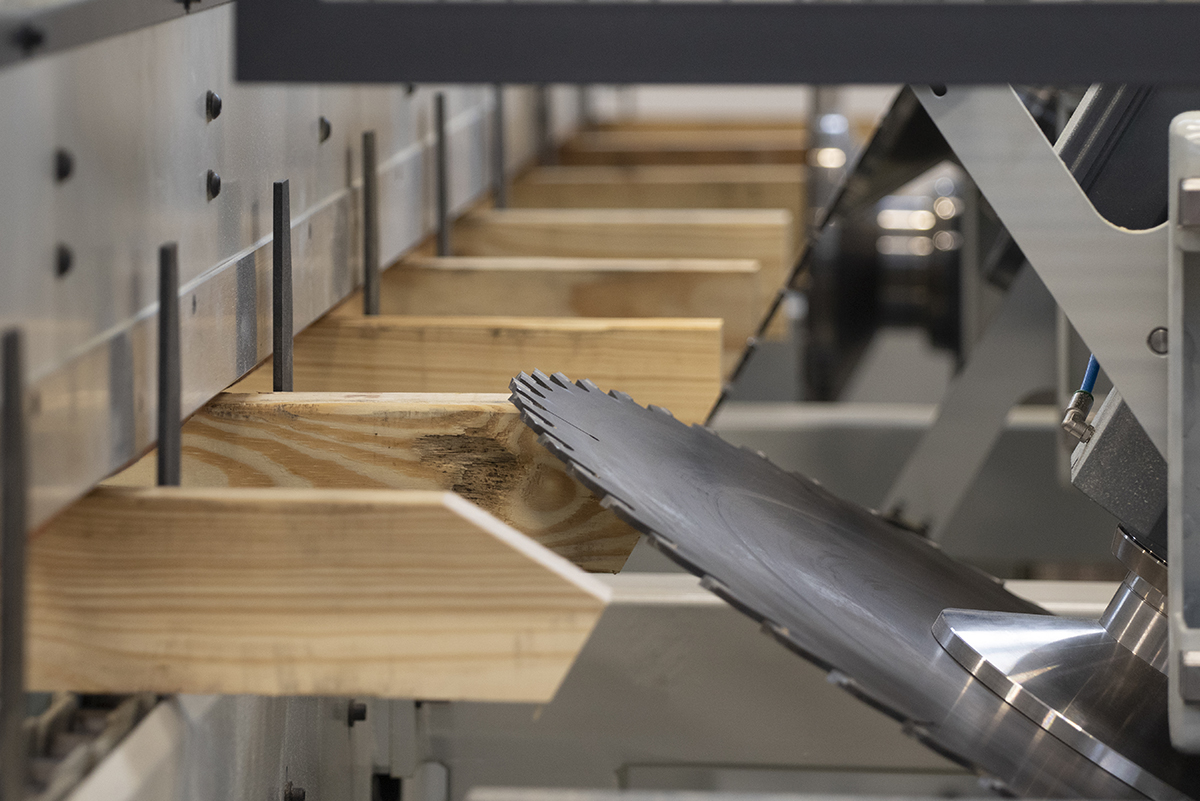 Saw blade angles up to +87° / - 60